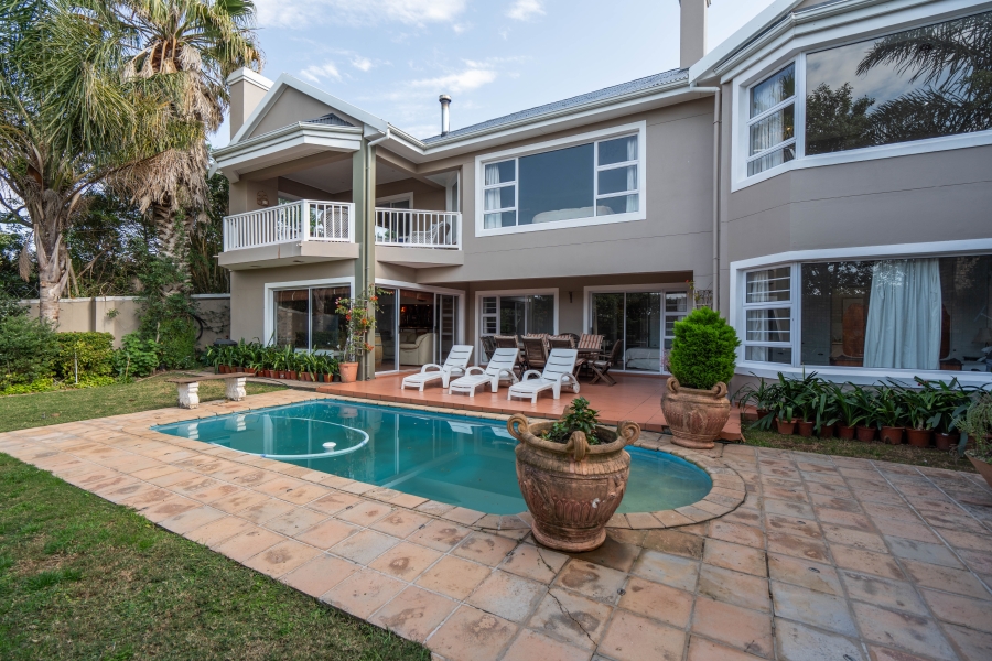 5 Bedroom Property for Sale in Seafield Eastern Cape
